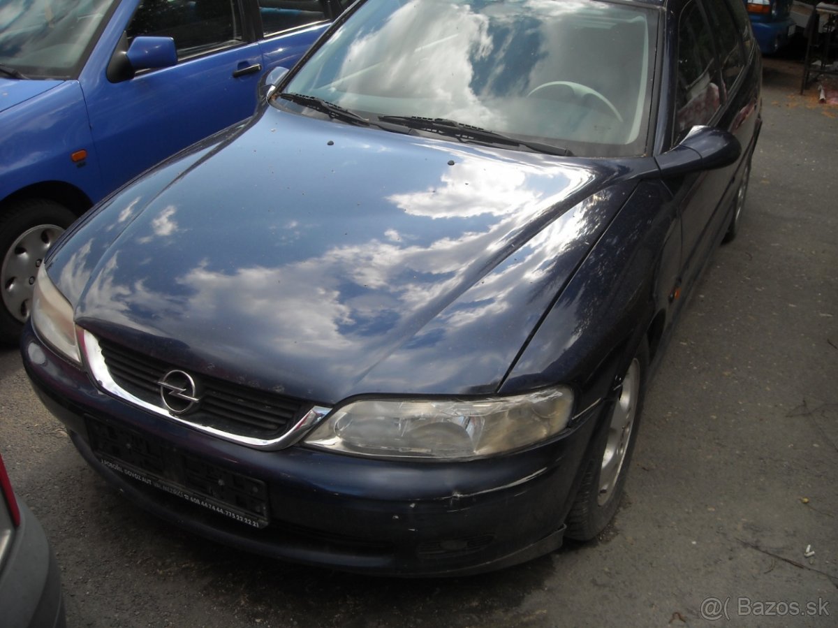 Náhradní díly Opel Vectra combi 1.6 16v R.v 1999