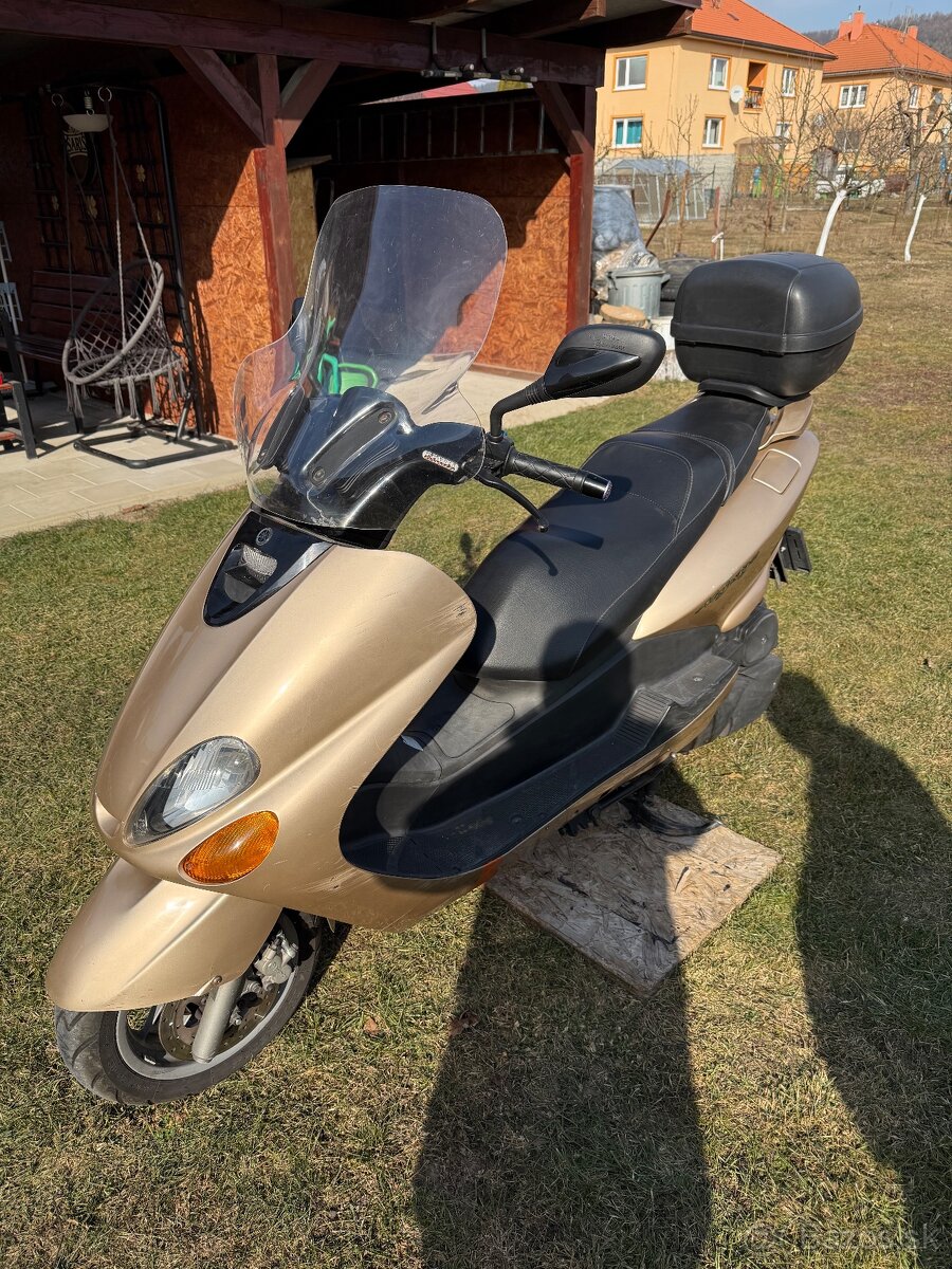 Yamaha Majesty 125