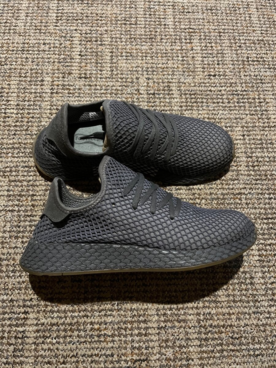 8x Pánské sportovní tenisky Adidas Deerupt