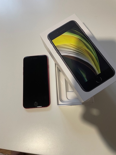 Krásny Iphone 11 64GB batéria 96 percent