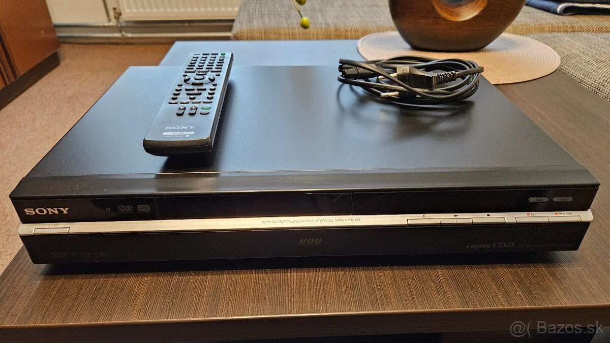 Predam najvyššiu radu Sony DVD Recorder RDR-HXD1090