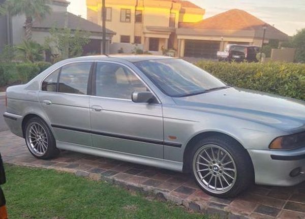 bmw rozpredaj na suciastky	e39 525tds m51