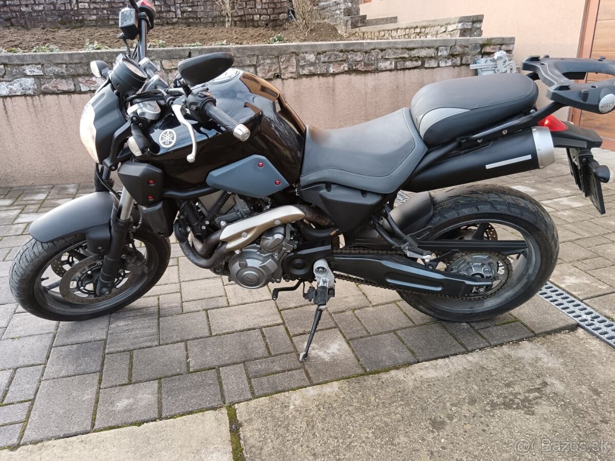 Yamaha MT-03 2011