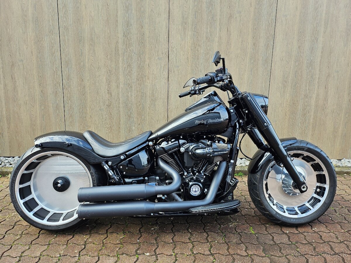 HARLEY DAVIDSON FAT BOY 114 Eastside Custom