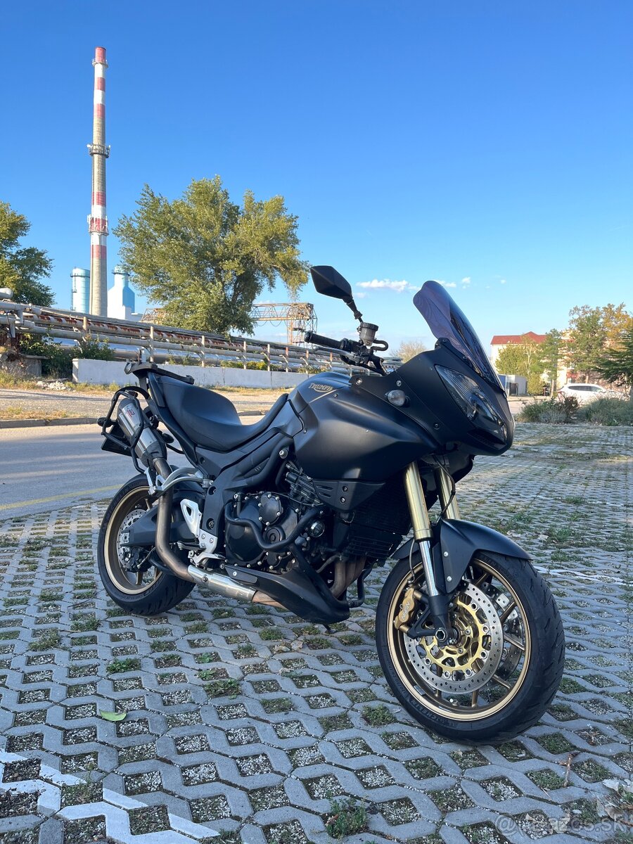 Triumph Tiger 1050