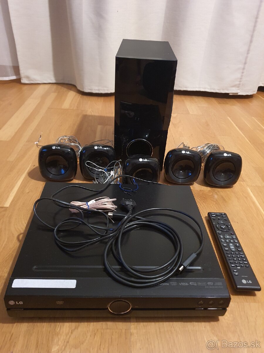 System domaceho kina LG HT305