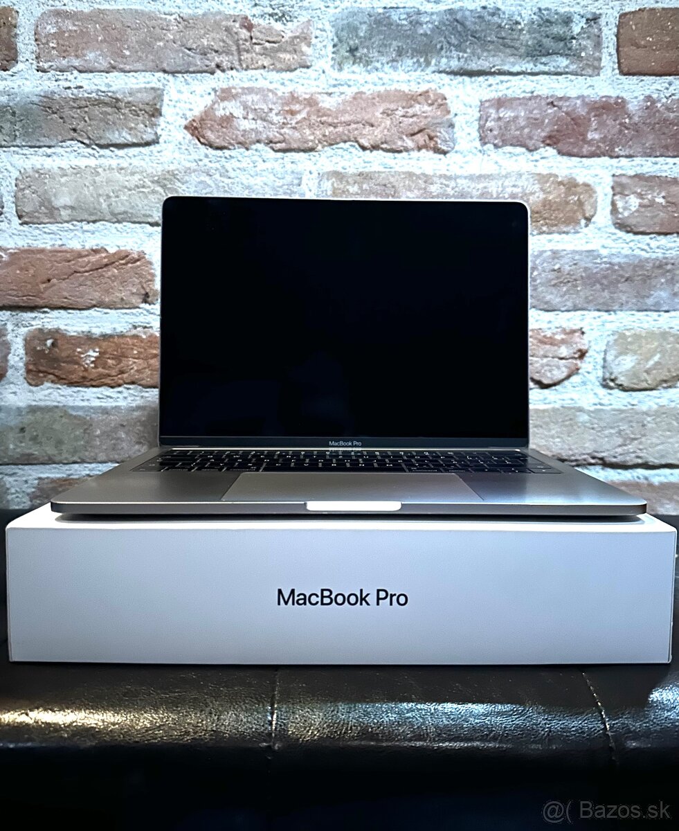 MacBook Pro-Retina displej 13,3", 2017, SSD 256GB, Pamäť 8GB