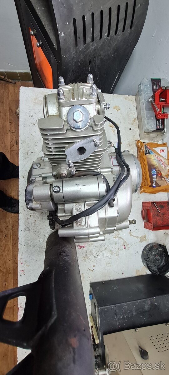 Motor Romet ZK50 - 4  takt