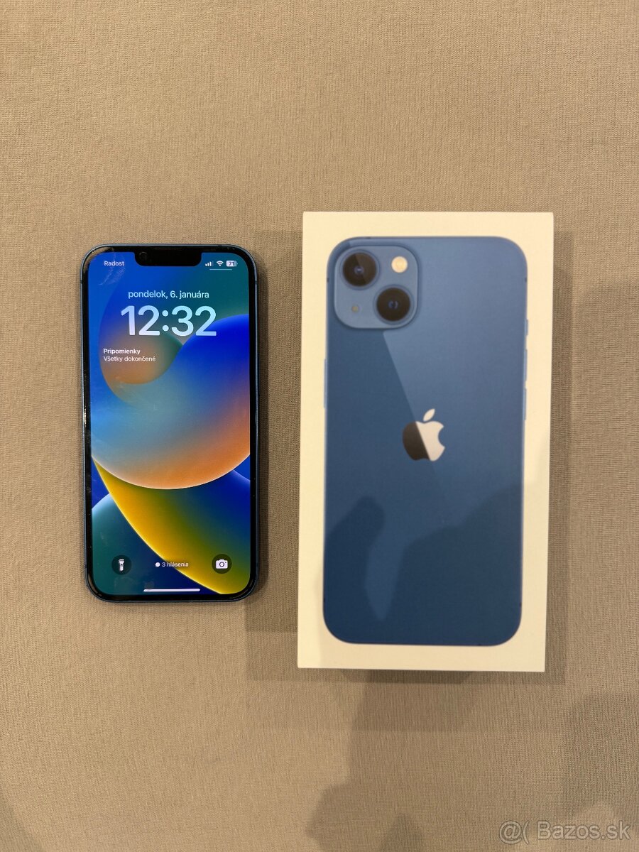 iPhone 13 128GB modrý