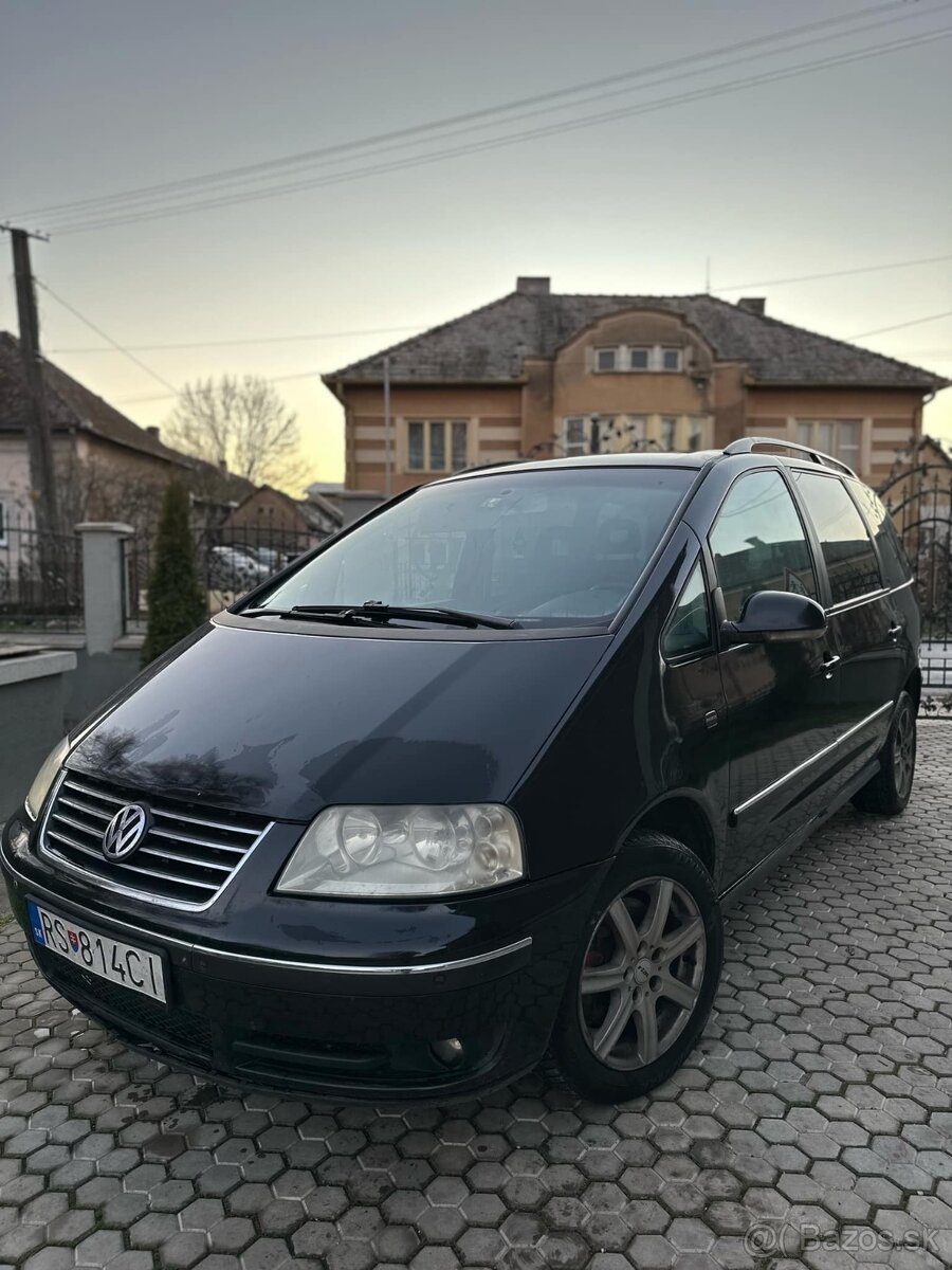 Predam volkswagen sharan 1.9tdi