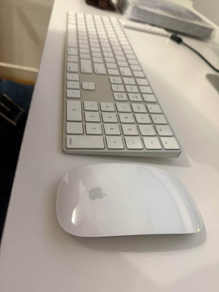 SET Apple Magic Keyboard s numerickou časťou a Magic Mouse