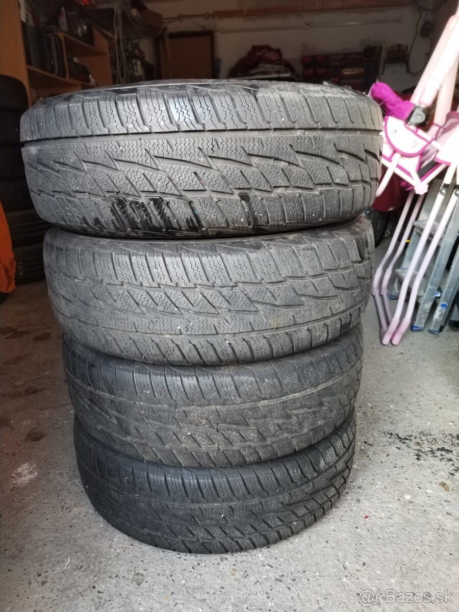 Predam zimné pneumatiky Matador Sibir Snou 195/65R15