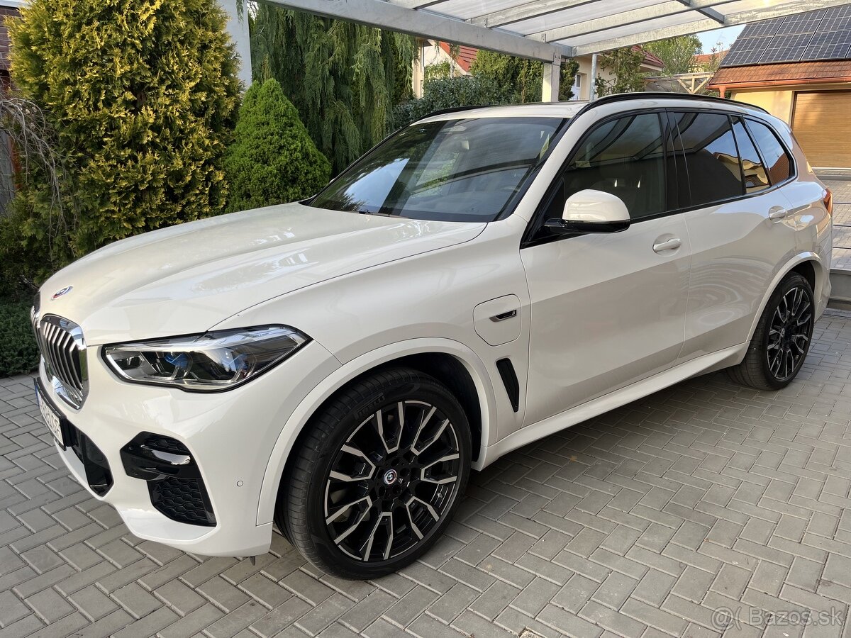 BMW X5 45e G05 BMW X5 G05 xDrive Plug-in-Hybrid