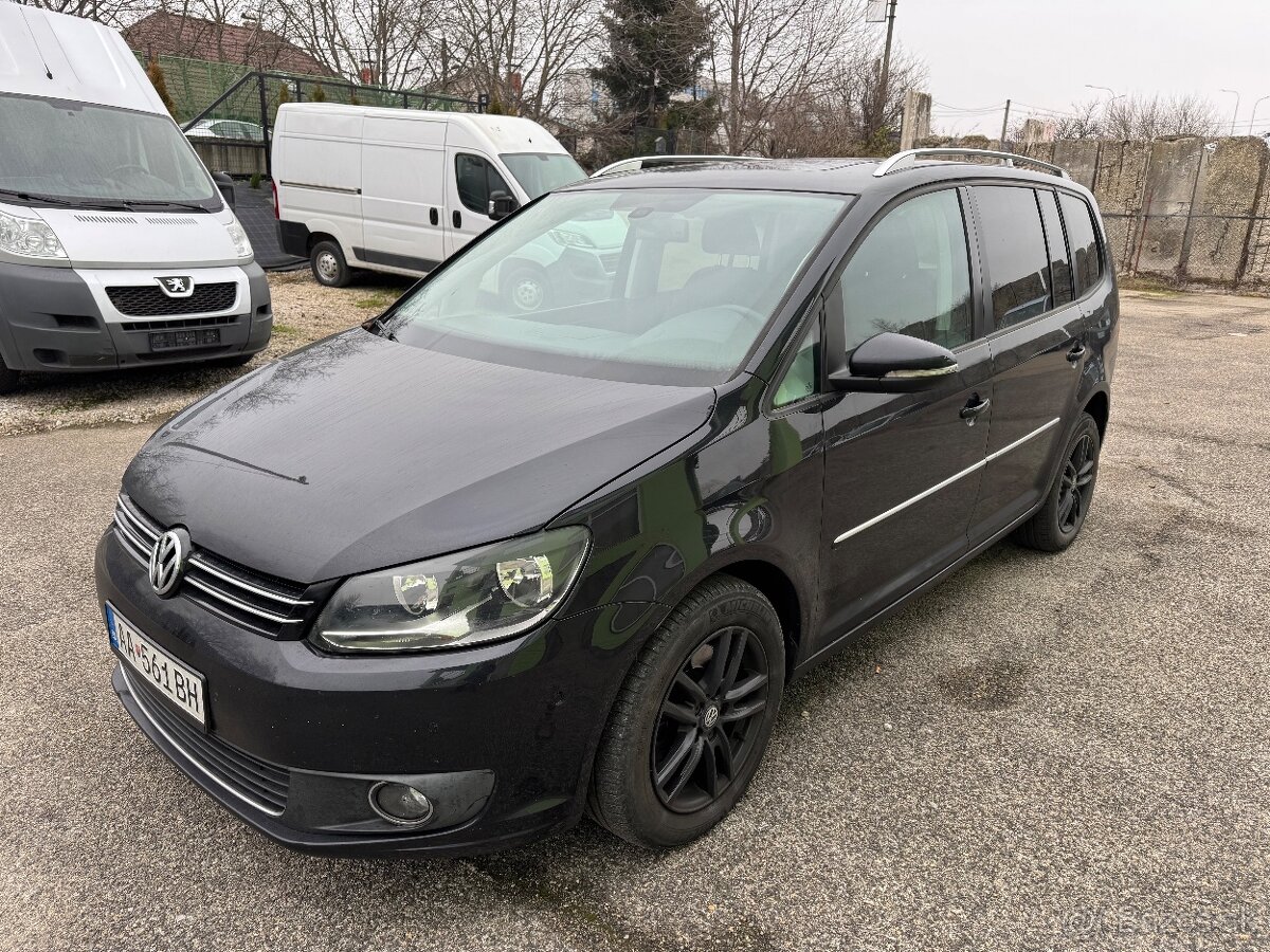 VW Touran 2.0 TDI DSG 7 Miestny