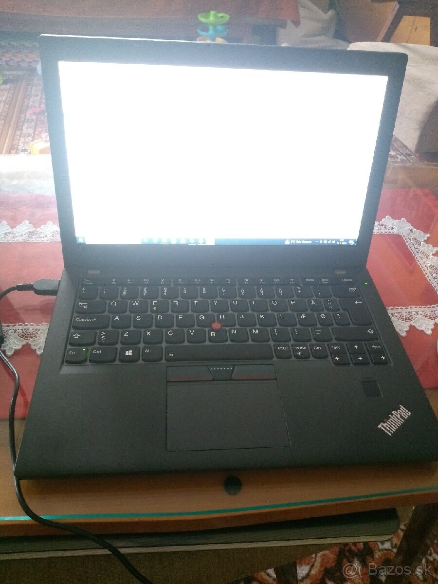 Lenovo Thinkpad X270