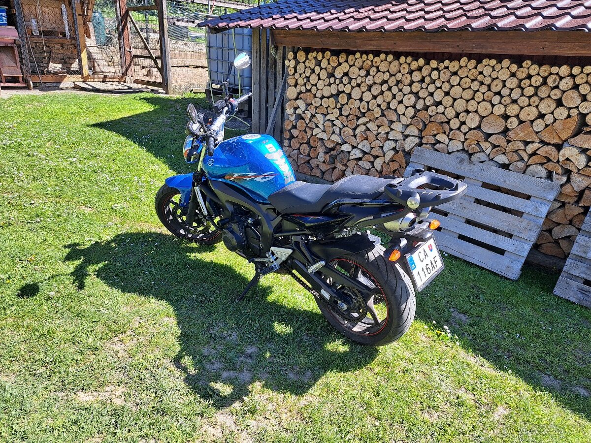 Yamaha FZ6 S2