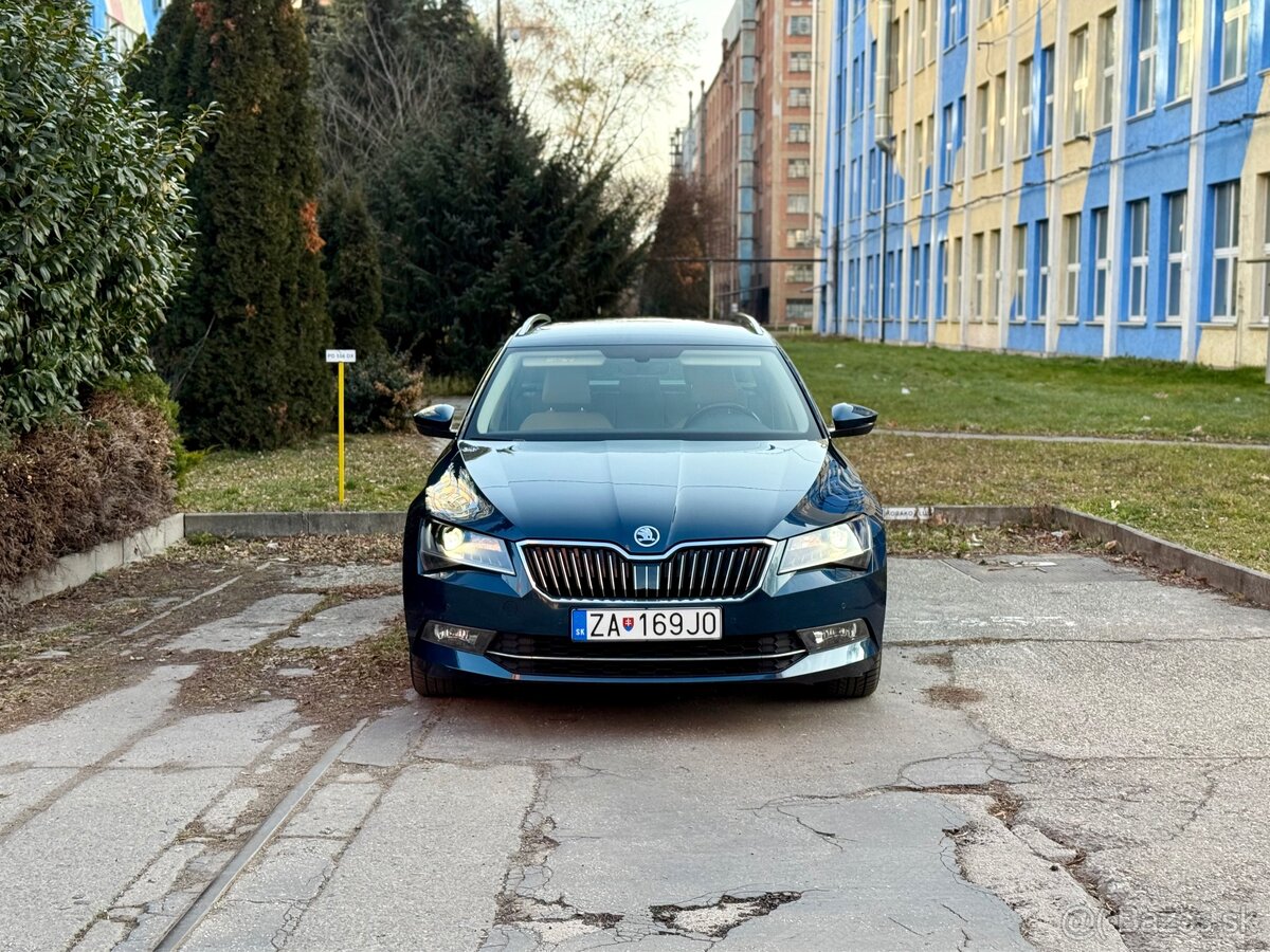 Škoda Superb Combi 2016