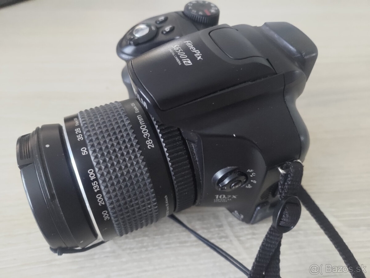 Fujifilm S6500fd + 2GB xD karta