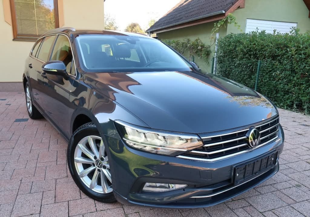 Passat Variant (Combi) 2,0 TDI EVO Business Facelift M6 LED