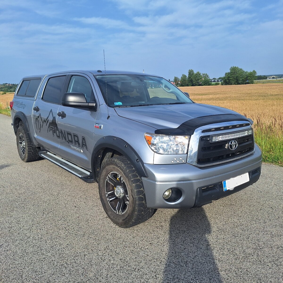 Toyota Tundra 5.7 V8 iForce  + LPG