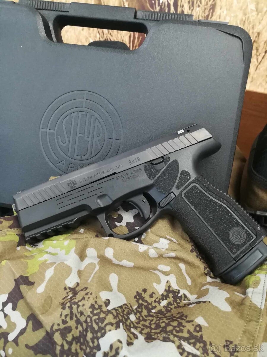 Pištol Steyr M9-A2 MF