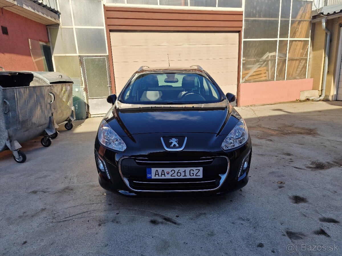 Peugeot 308 sw Active 1,6 eHdi 7miestne 2011