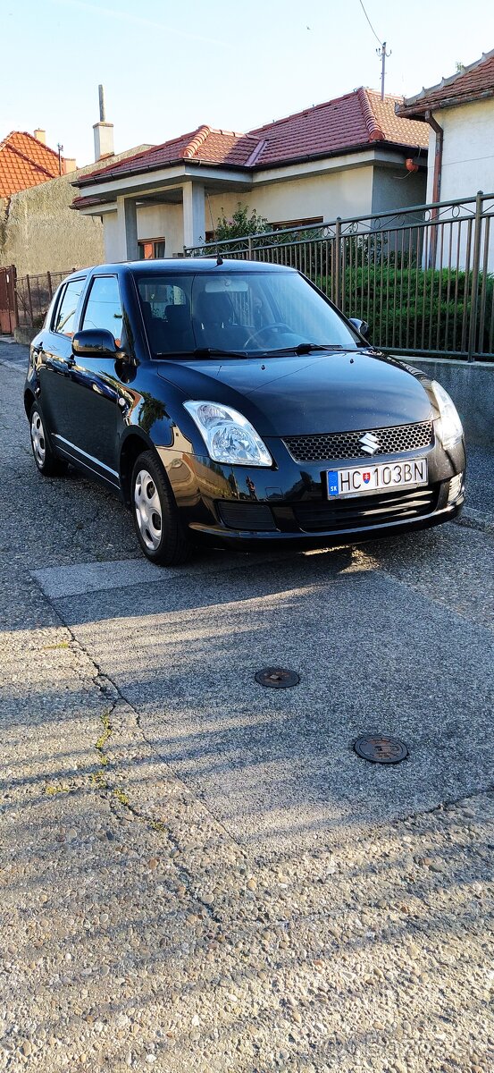 Suzuki Swift 1,3