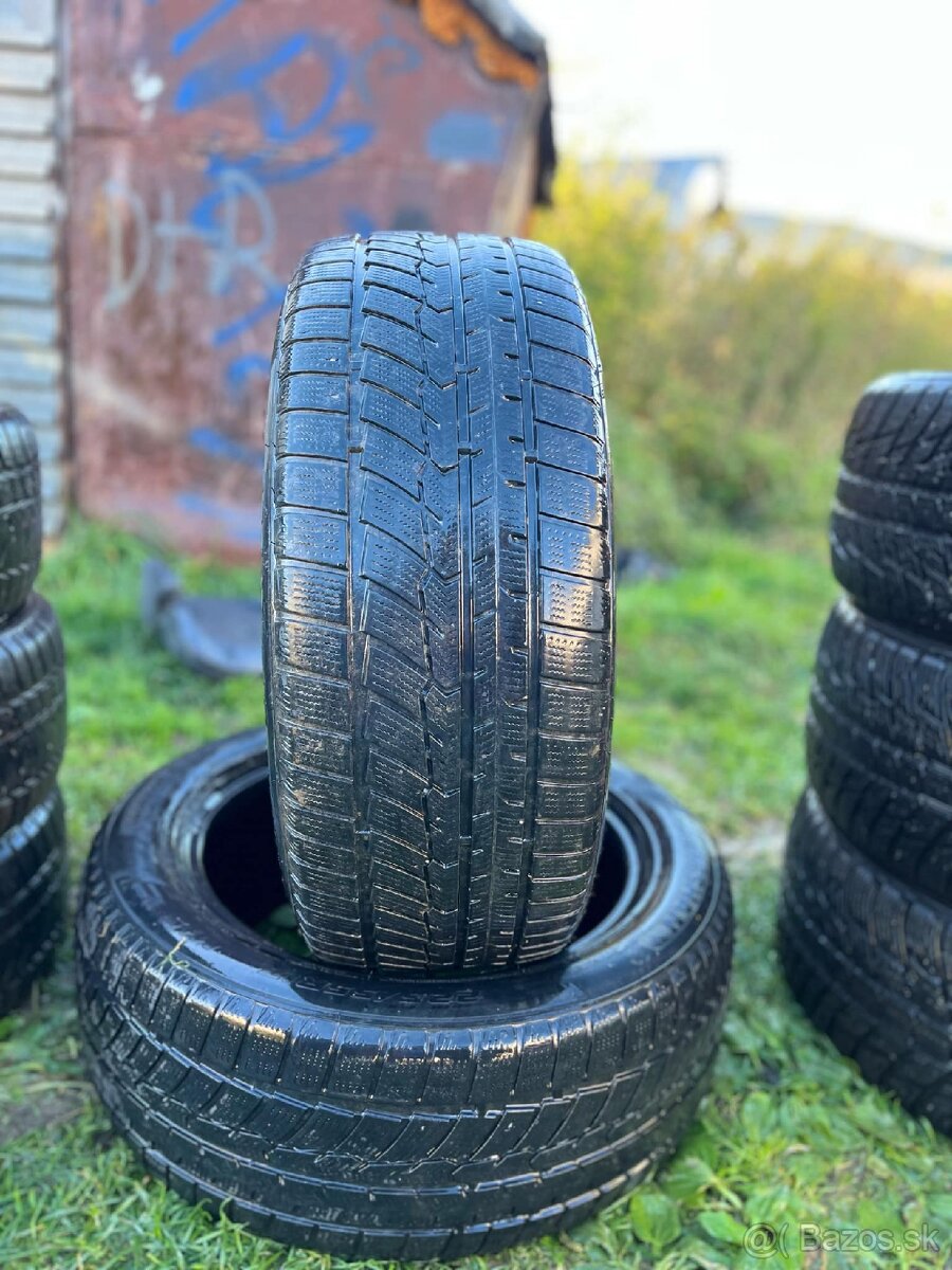 Predám Zimné Pneumatiky 225/55R17