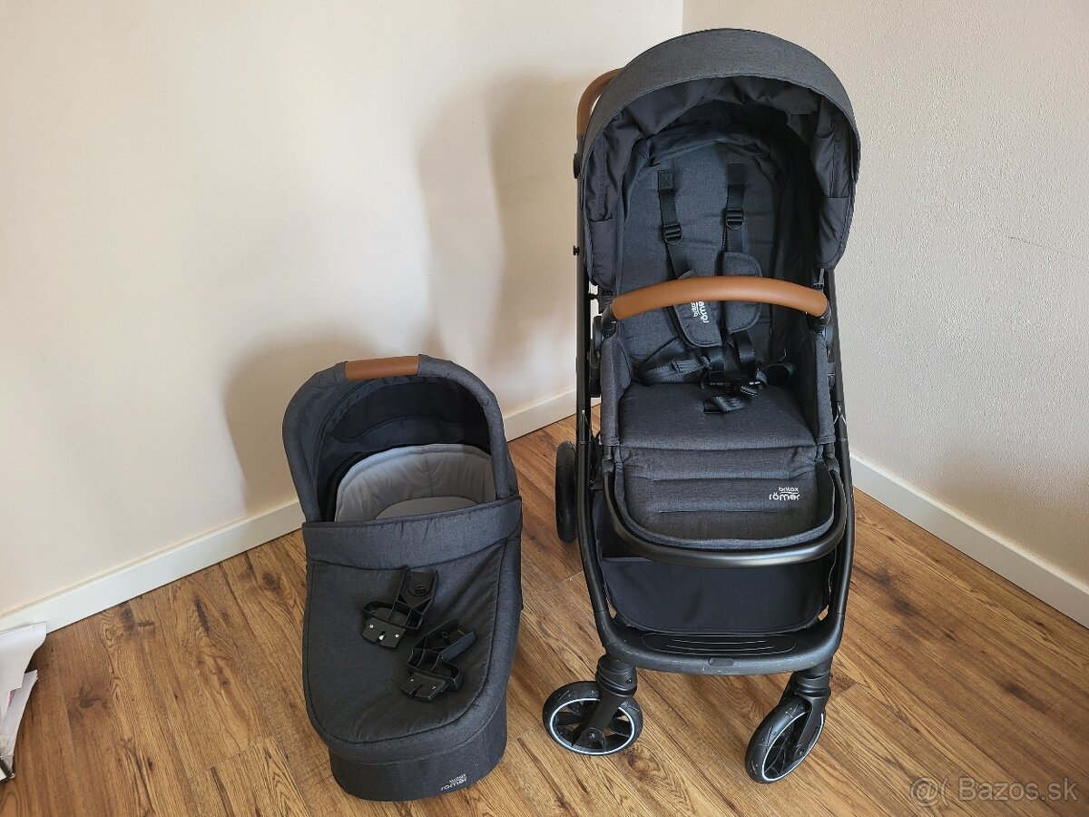 Kočík Britax Strider M