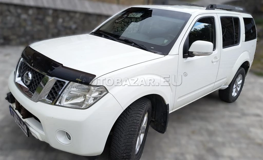 Predám Nissan Pathfinder 7M