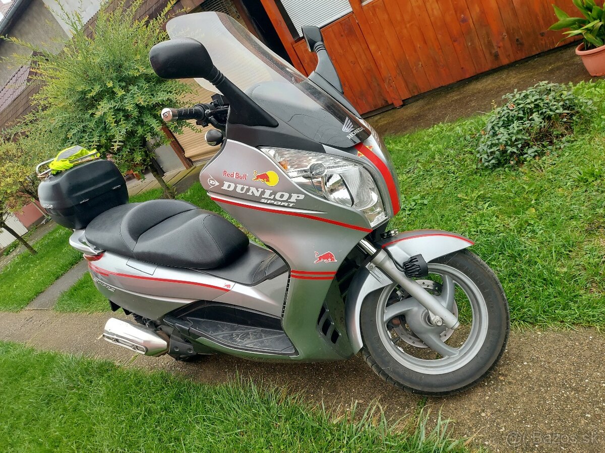 Honda S-wing 125 skuter stačí vodičsky A B