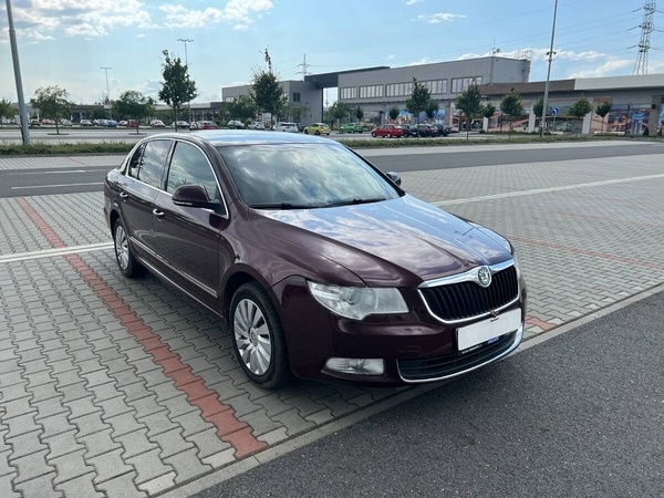 Škoda Superb II 2.0 TDi koup. ČR naj. 193t