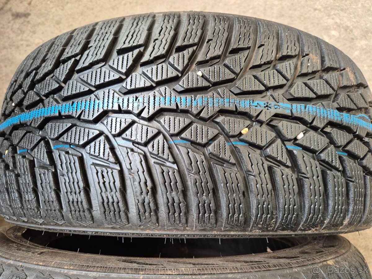 225/45 r17 zimné 4 ks NOKIAN dezén 8,5 - 7,8 mm