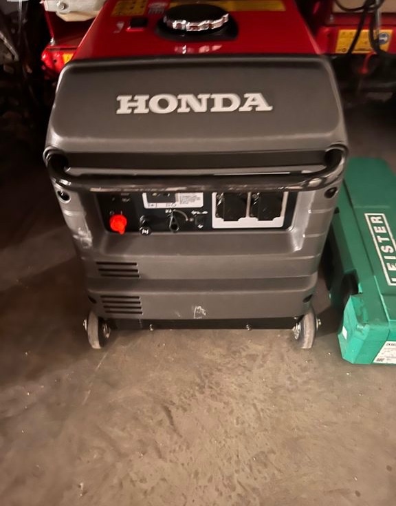 Honda elektrocentrála invertor zánovní