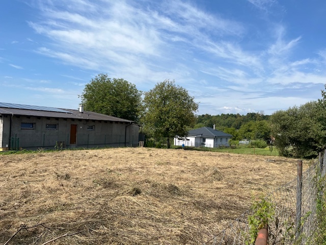 STAVEBNÝ POZEMOK 1000m2 OBEC SVINICA, KOŠICE OKOLIE