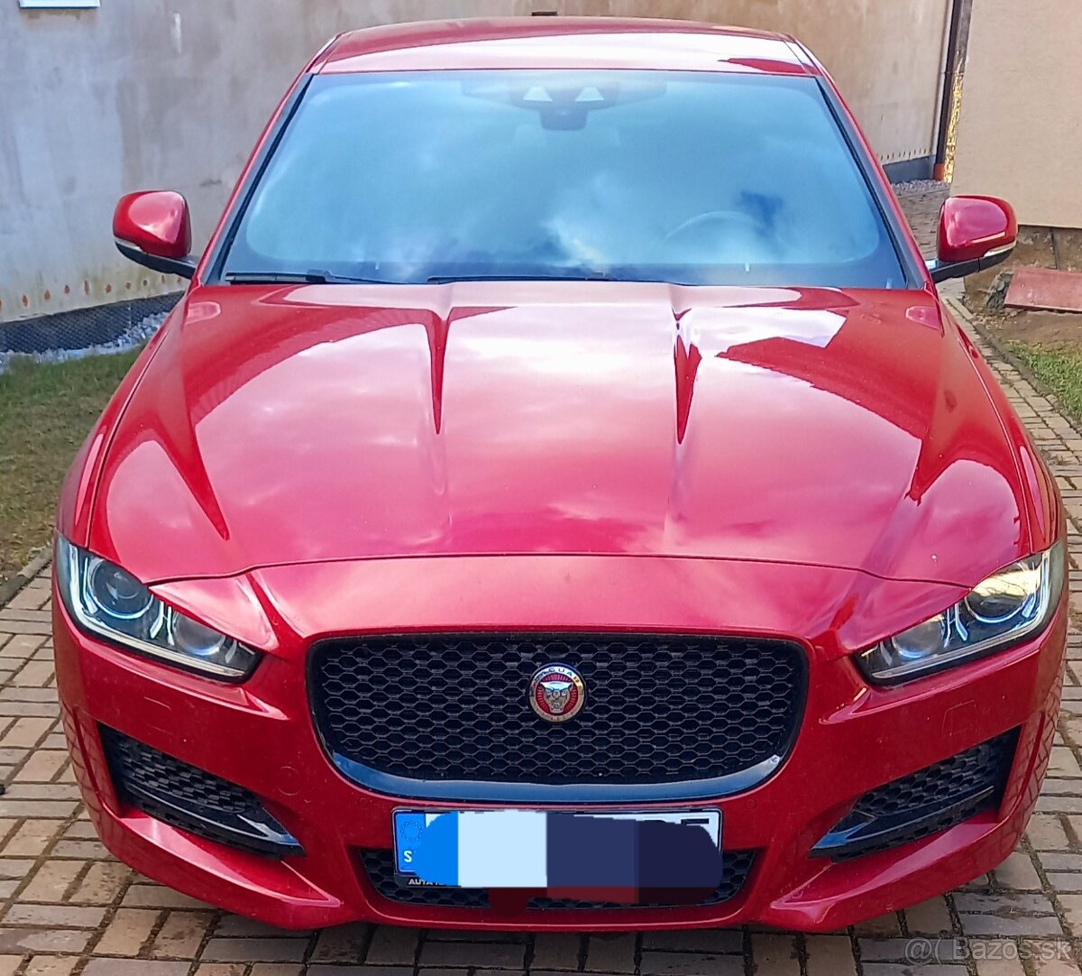 Jaguar XE R-sport