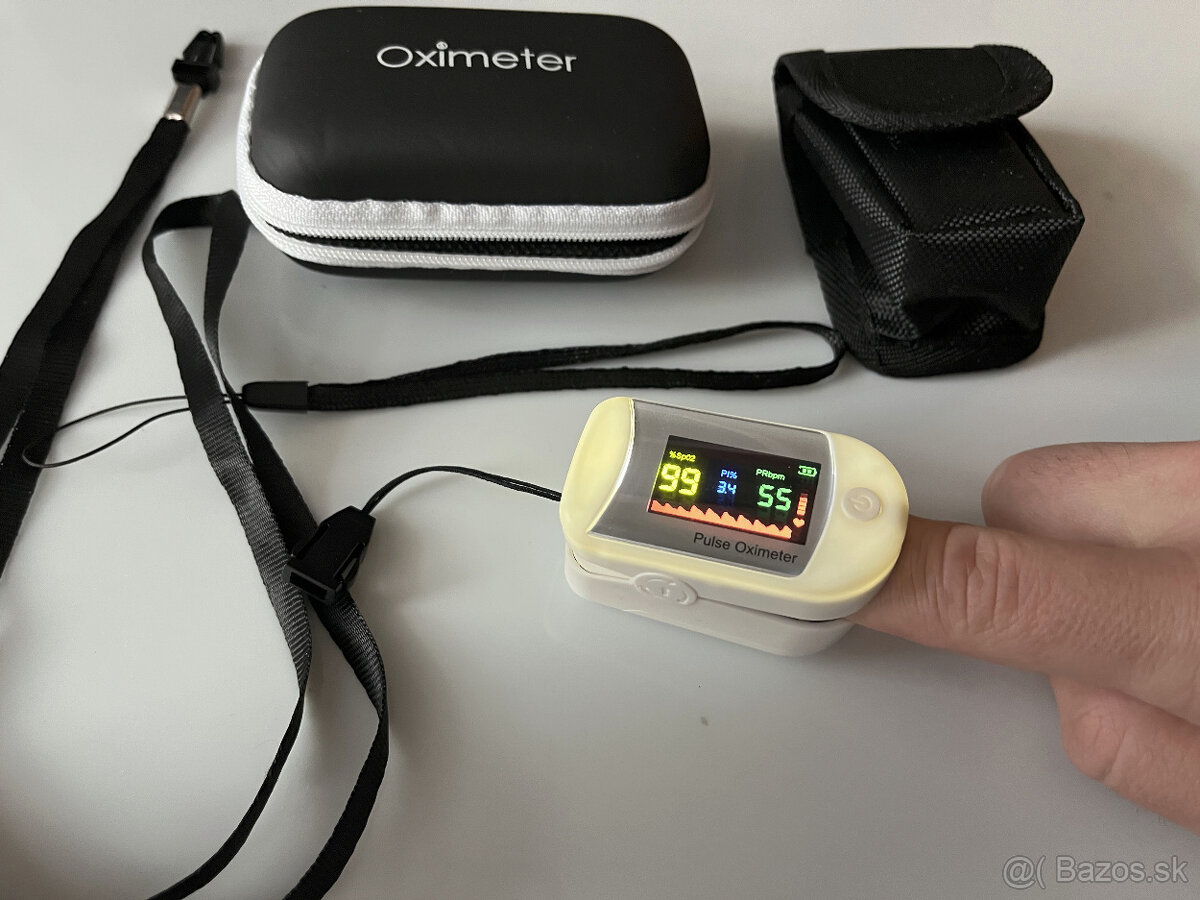 Pulzný oximeter, podsvietený