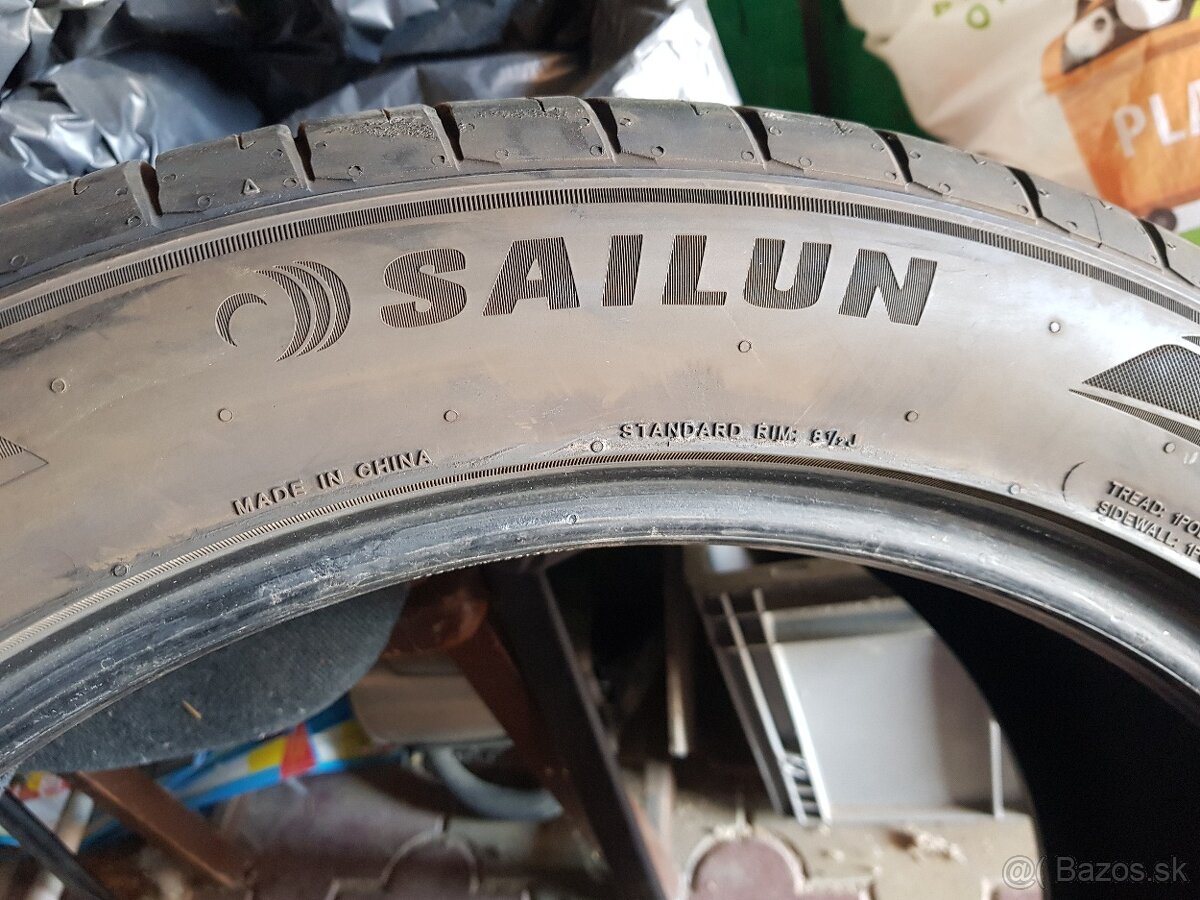 Predám letné pneumatiky 255/45 R20