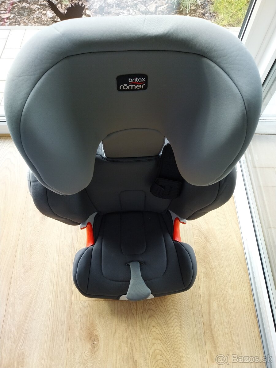 Predám autosedačku Britax Romer kidfix II XP SICT