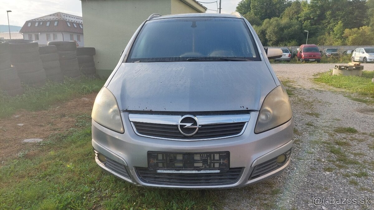 predám rozpredám Opel zafira b automat 2006 z19dth