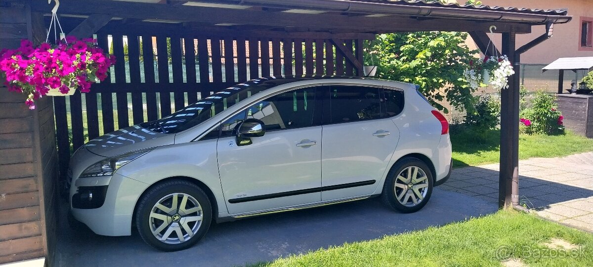 Peugeot 3008 2.0 HDi hybrid 4x4 odpočet DPH