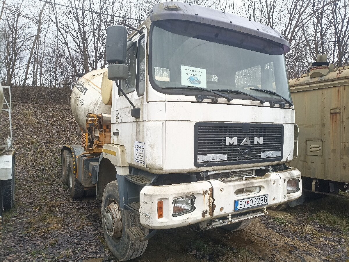 MAN 6x6 nosič výmenných nadstavieb