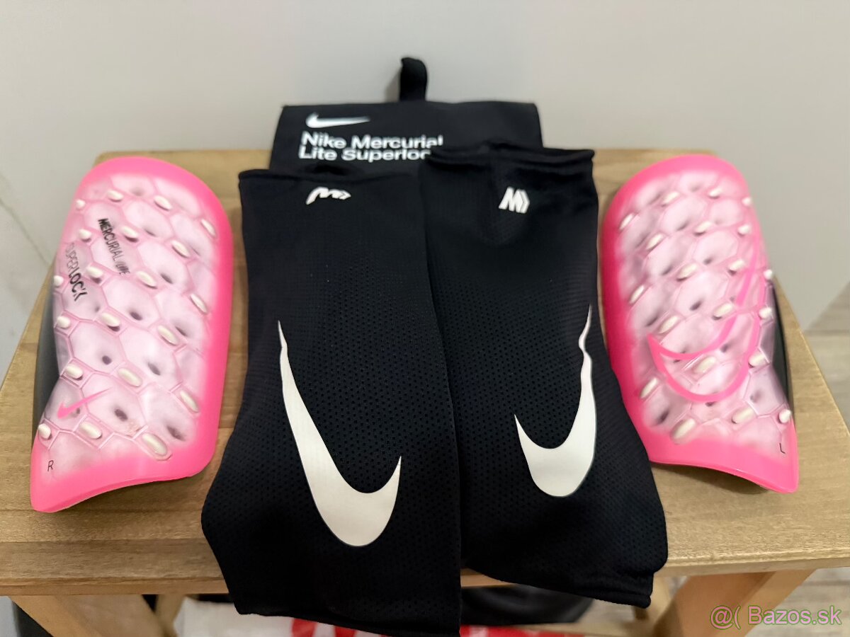 Nike Mercurial Lite SuperLock Shin Guards Black/Pink