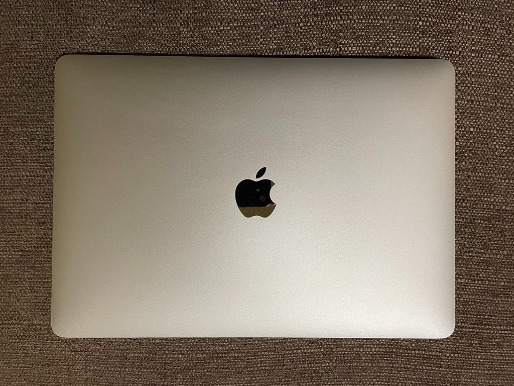 Macbook air m1 2020