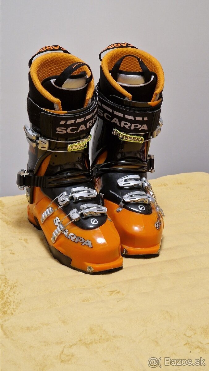 Scarpa maestrale MP 295