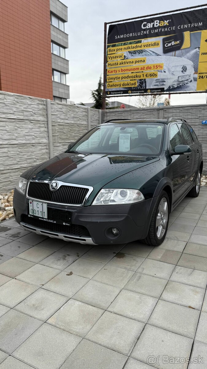 Škoda Octavia Combi 2.0 FSI 4x4 Scout