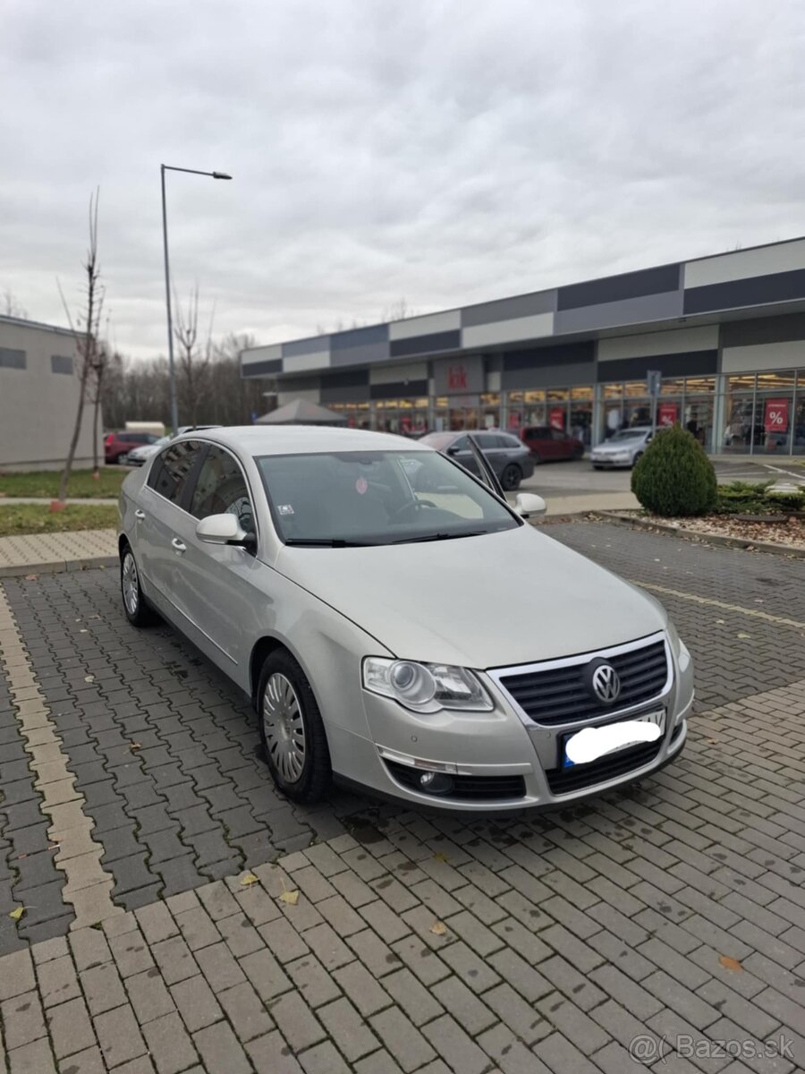 Predam volkswagen passat b6 sedan 1.6 tdi diesel