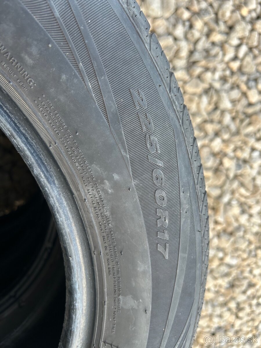 225/60R17