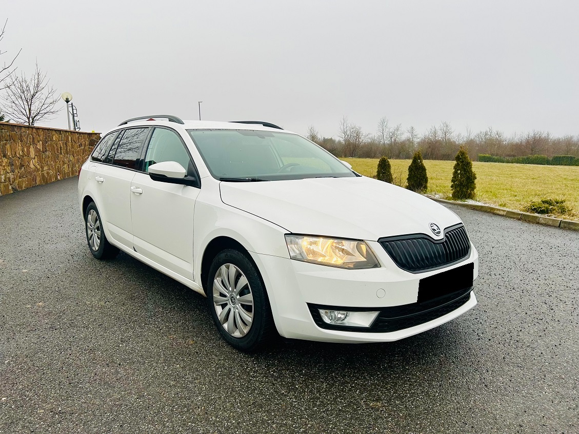 Škoda Octavia Combi 1.6 TDI Ambition✅