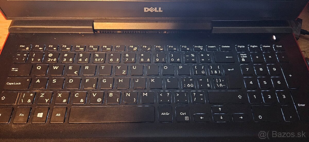 Dell inspiron  7566